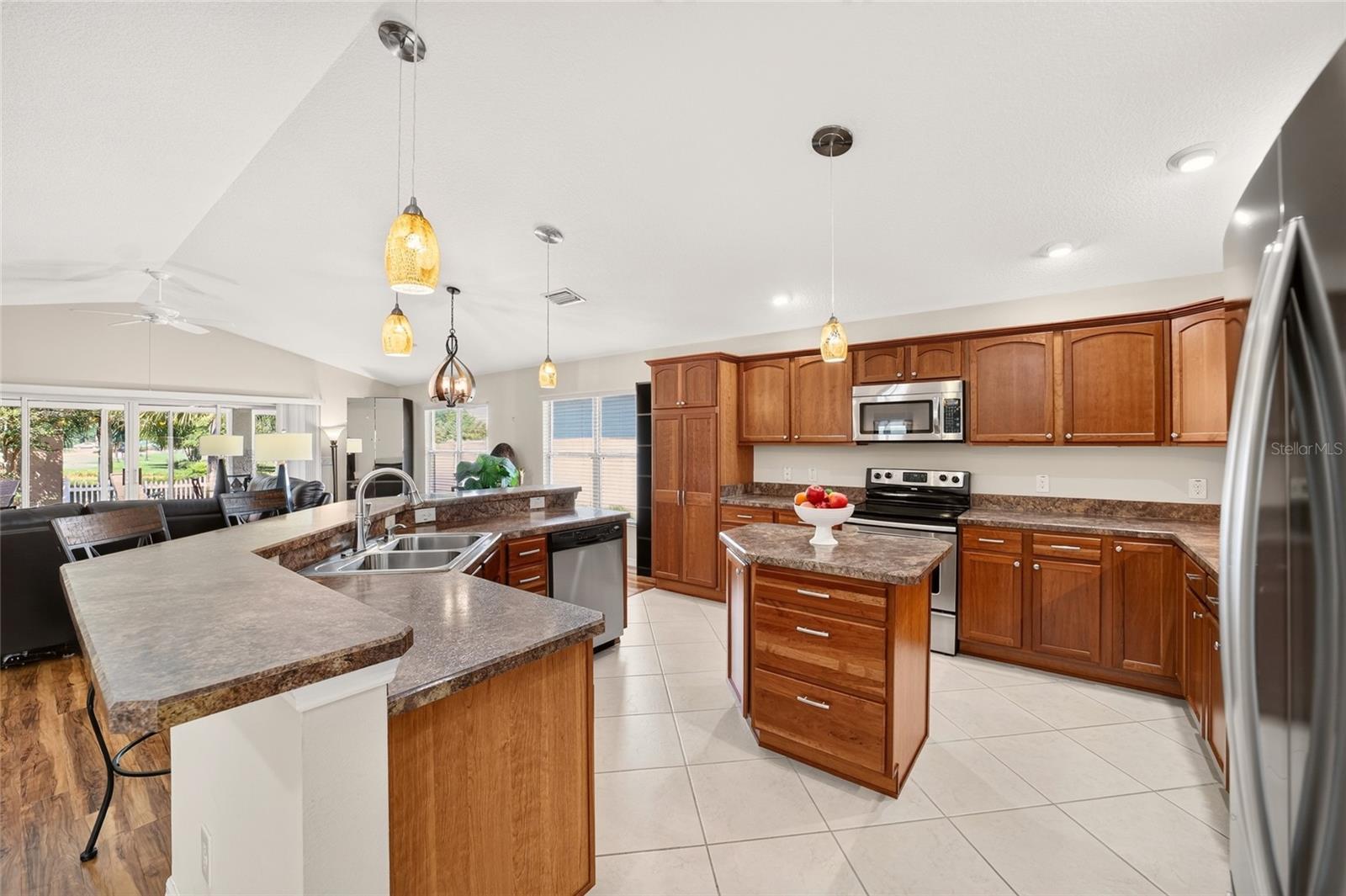 628 Bermudez Ct Property Photo 36