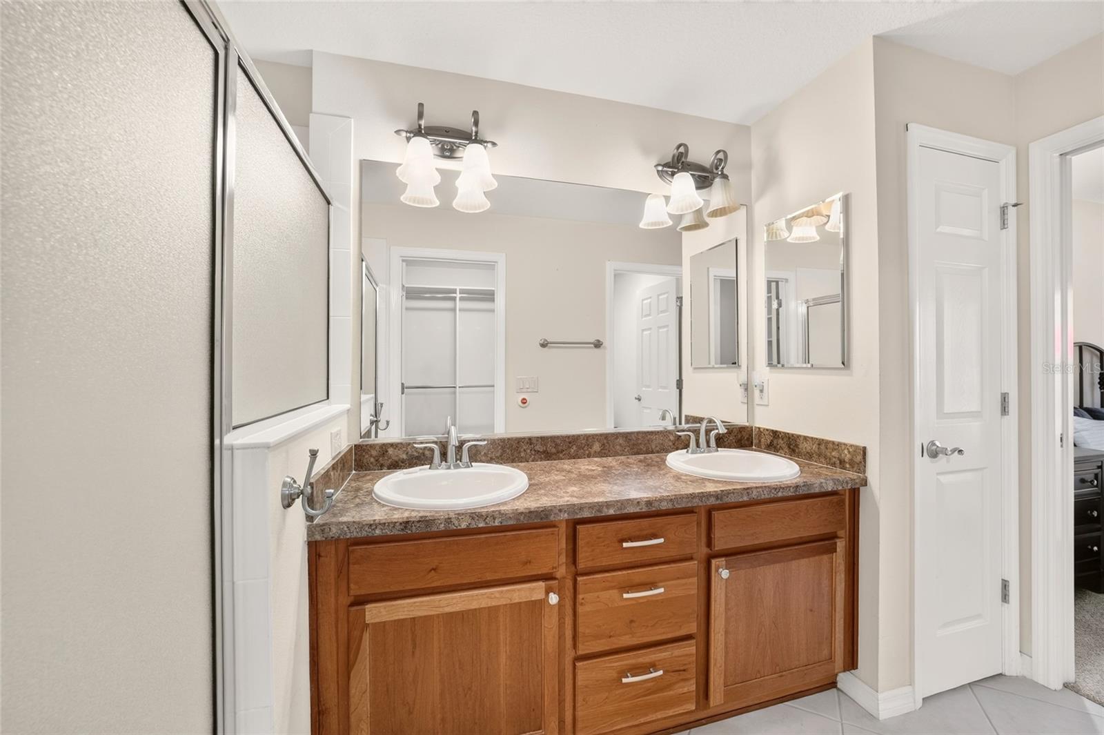 628 Bermudez Ct Property Photo 44