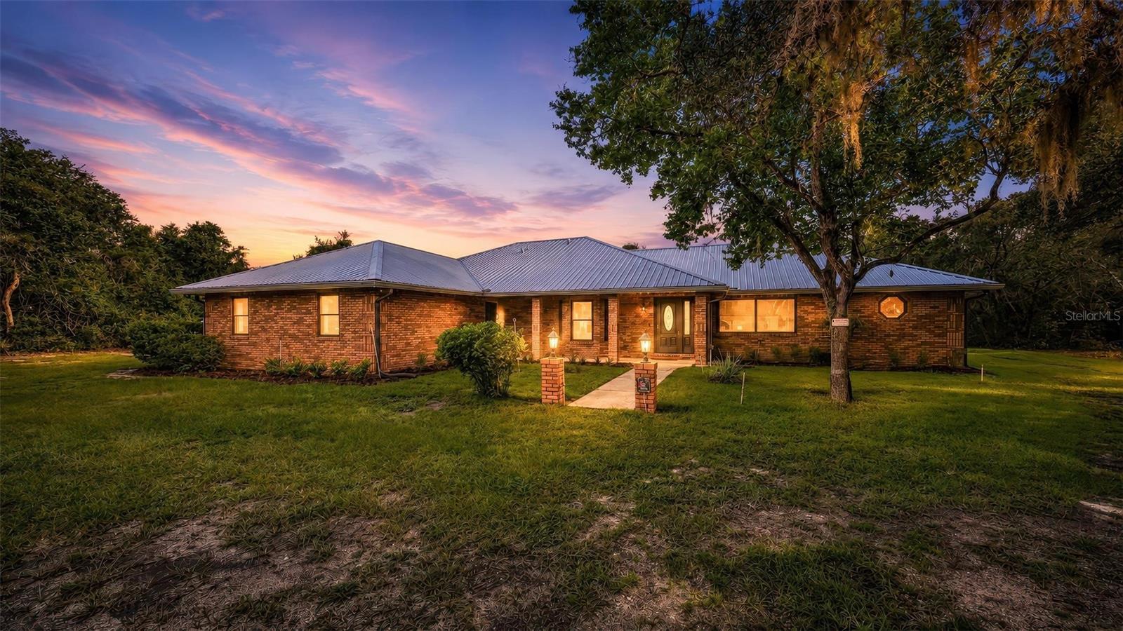 445 Polite Dr Property Photo