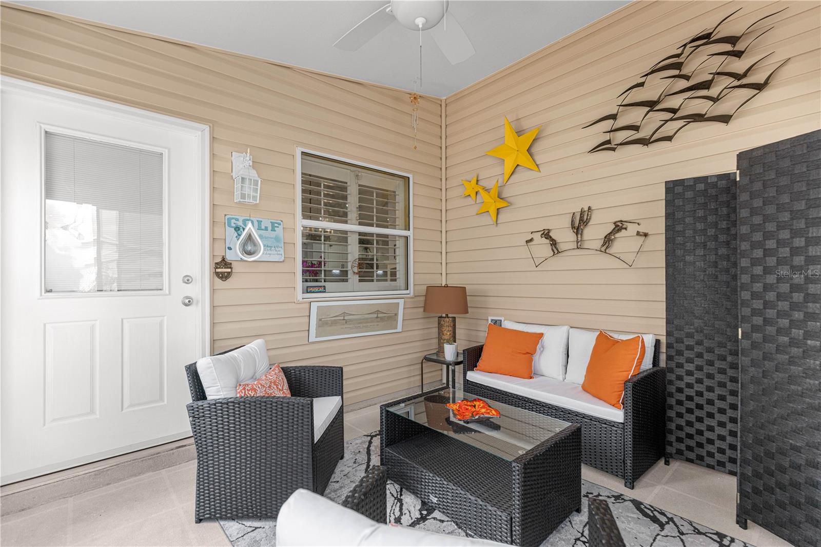 1660 Orr Ter Property Photo 3