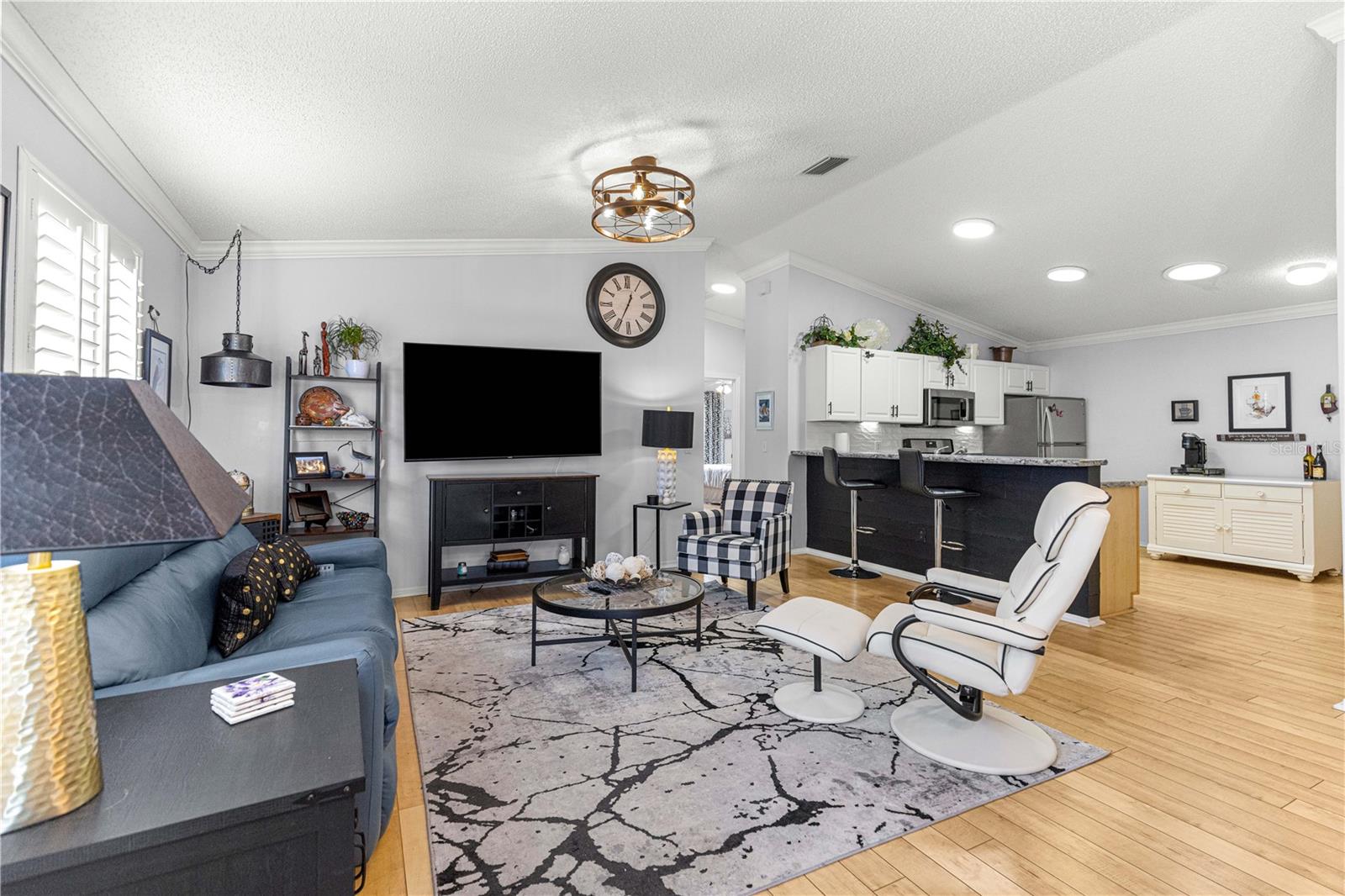 1660 Orr Ter Property Photo 7