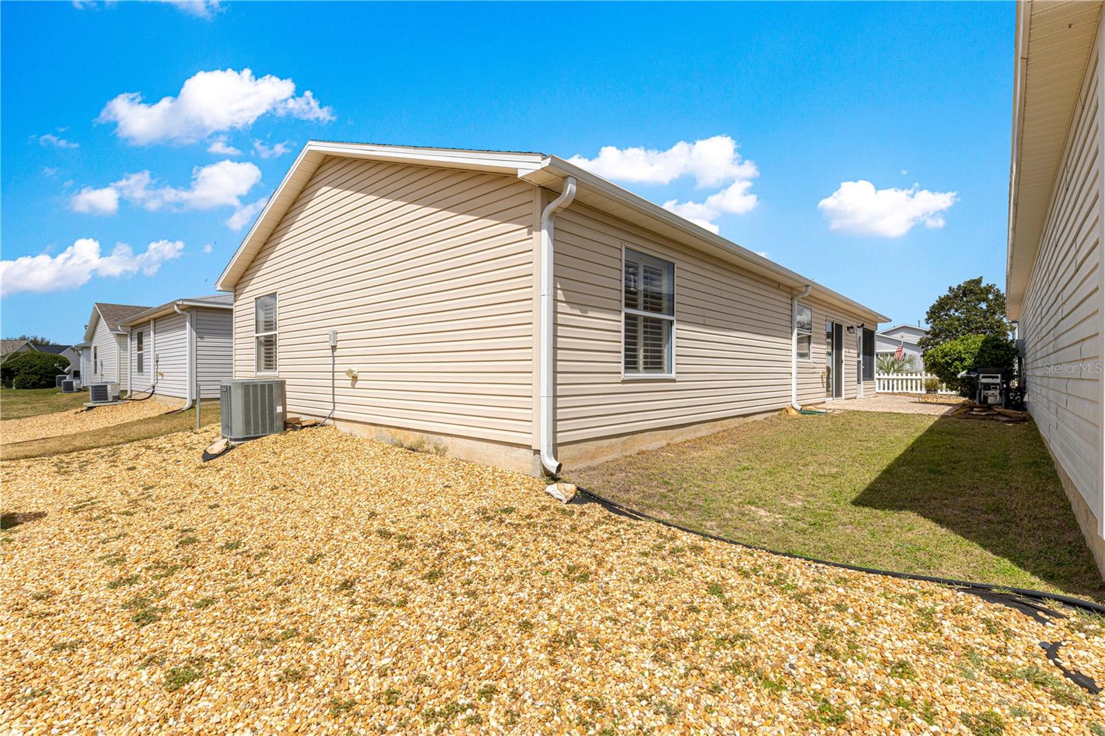 1660 Orr Ter Property Photo 33