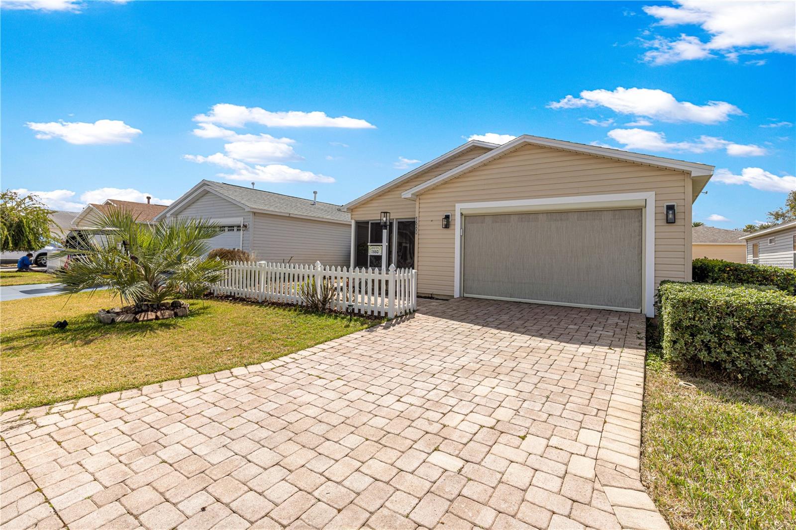 1660 Orr Ter Property Photo 36