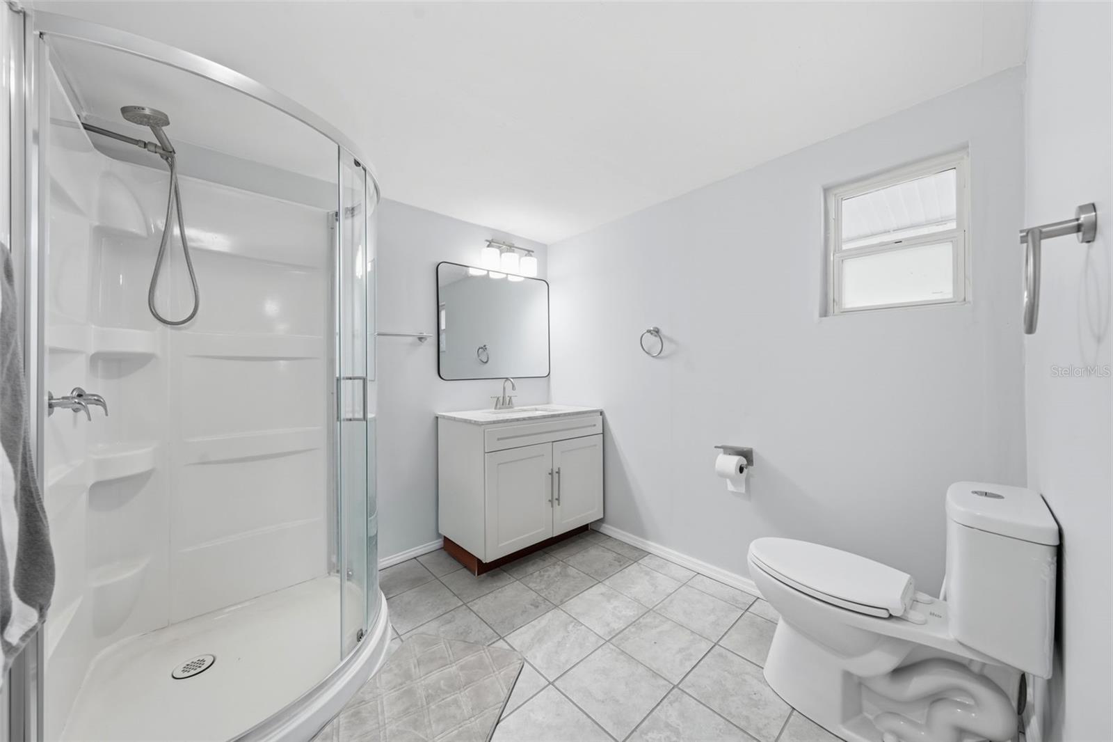 44945 2nd St Property Photo 11