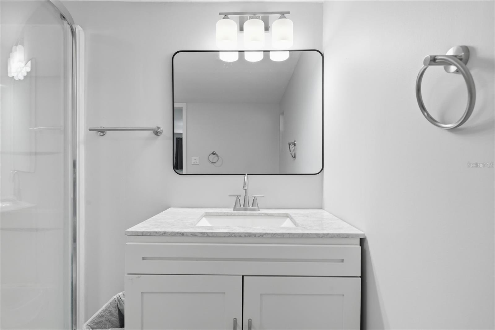 44945 2nd St Property Photo 12