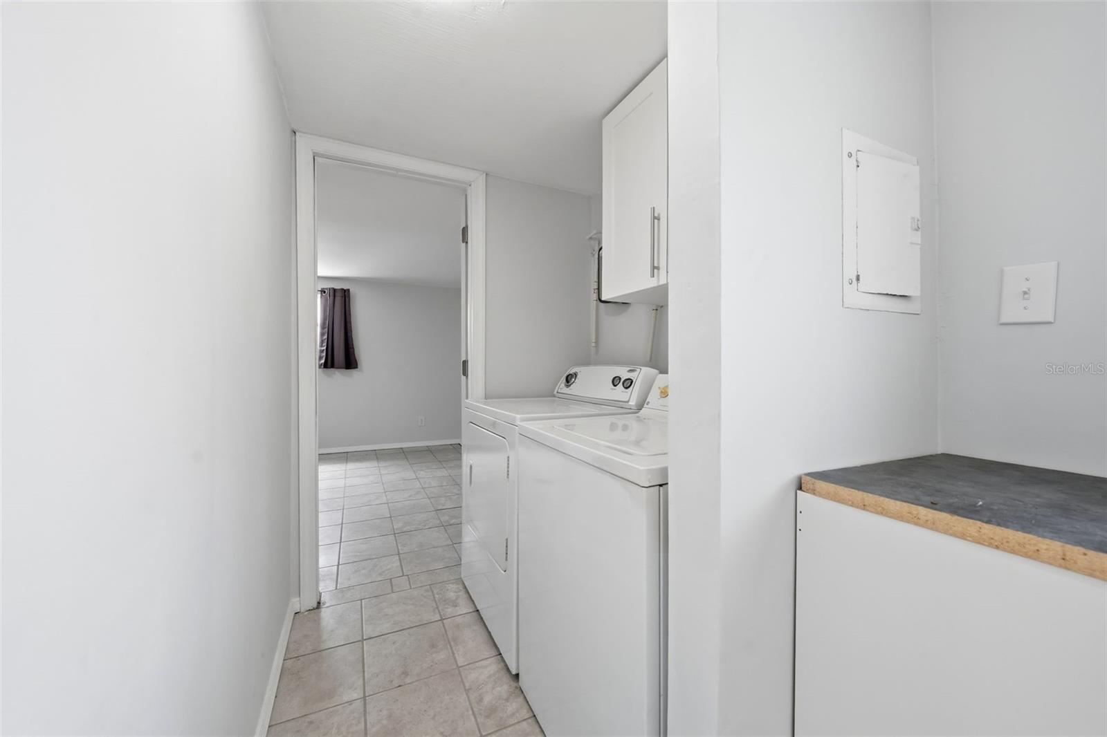 44945 2nd St Property Photo 13