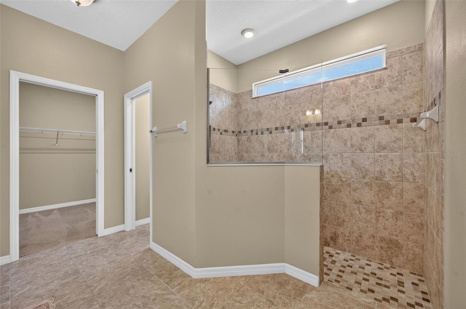 4650 Shenandoah River Trl Property Photo 39