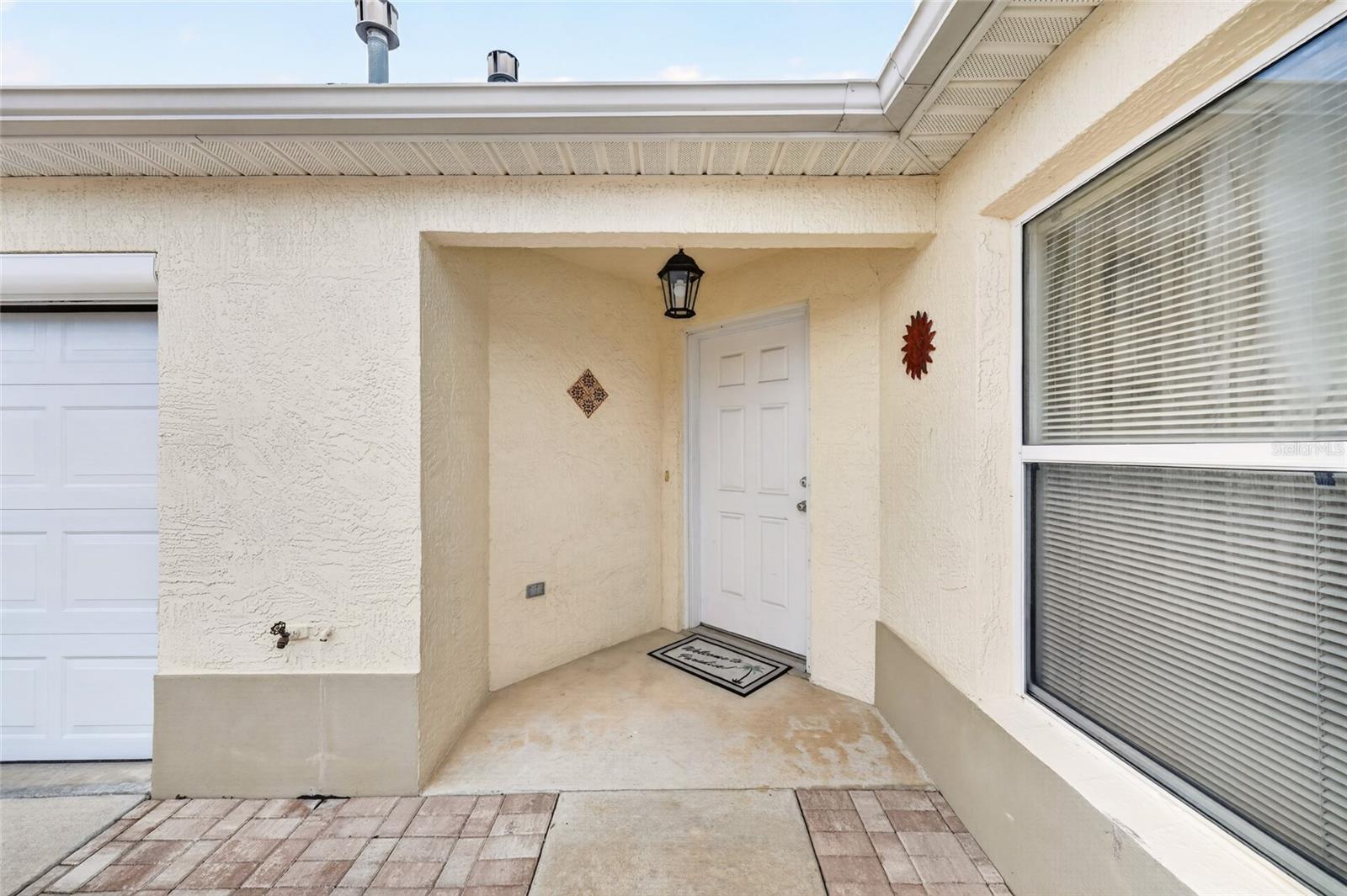 1049 Jackson St Property Photo 5