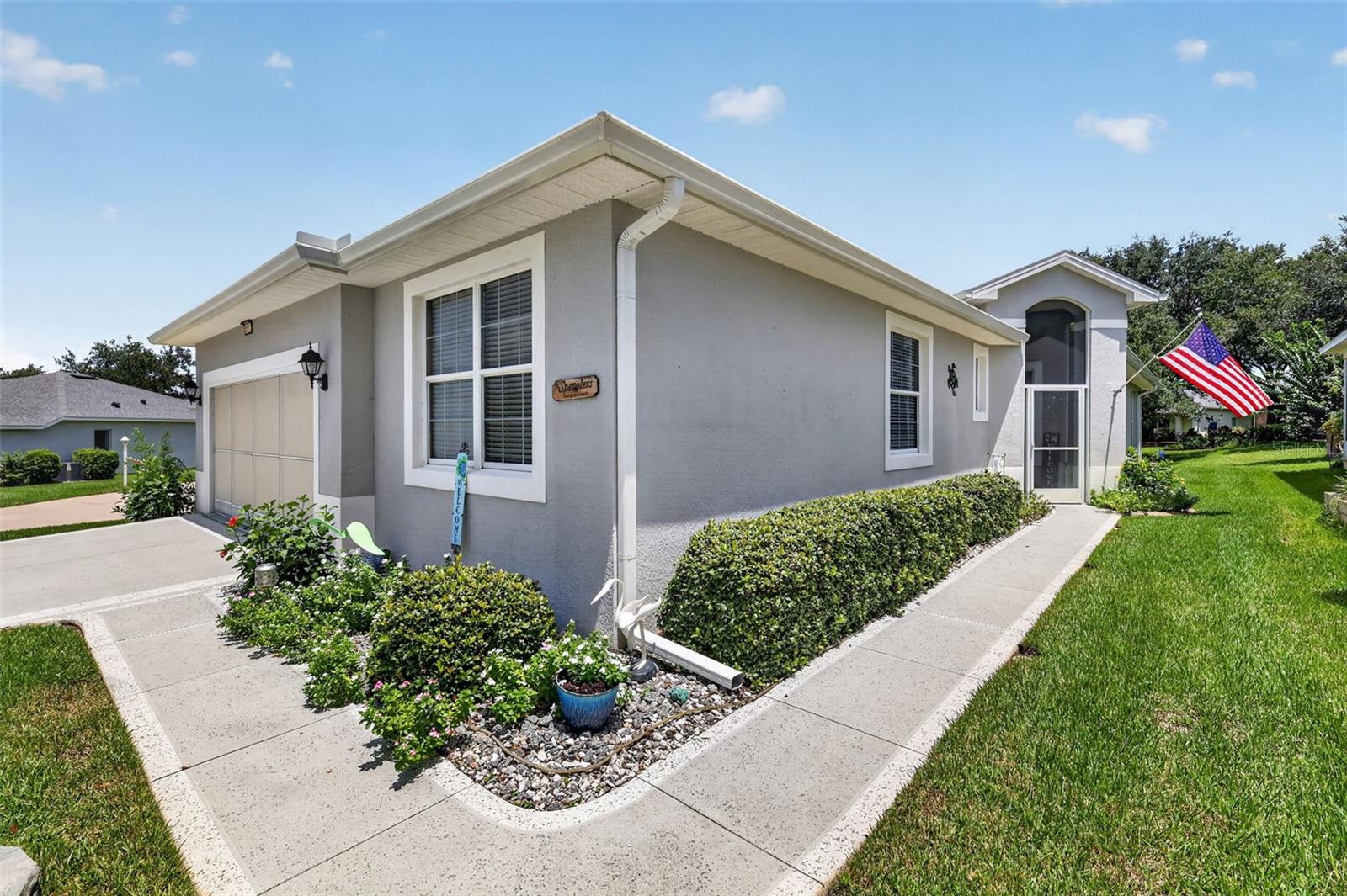 20512 Queen Alexandra Dr Property Photo 1