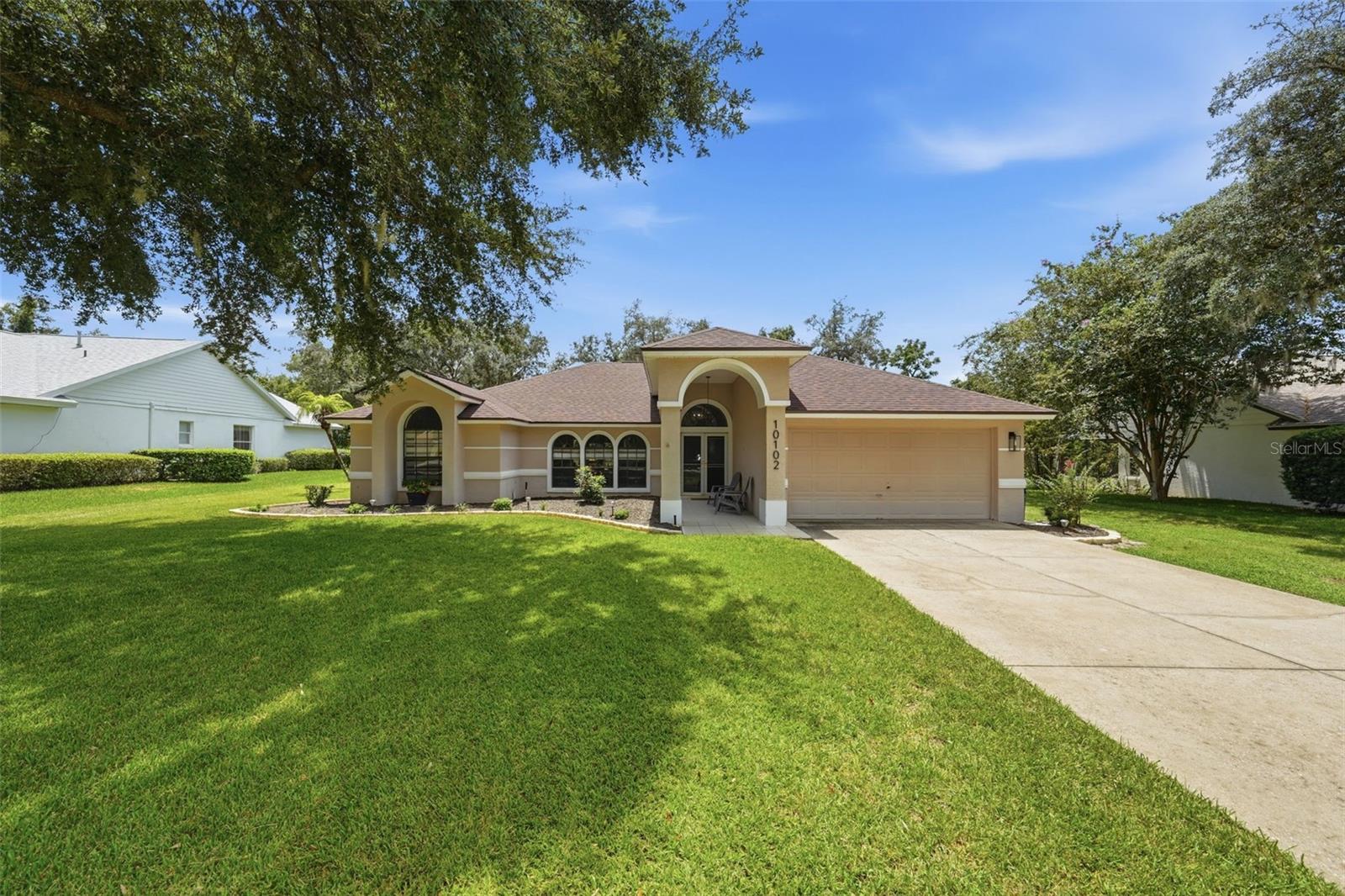 10102 Silver Bluff Dr Property Photo 1