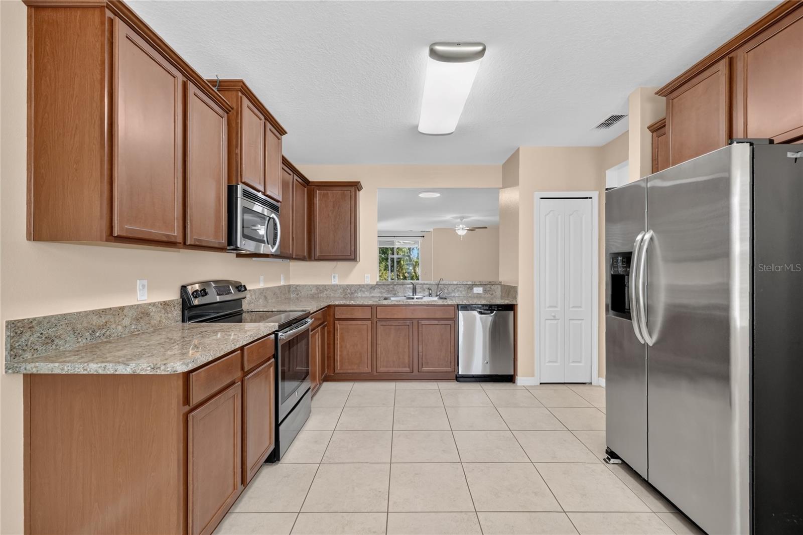 345 Red Kite Dr Property Photo 8