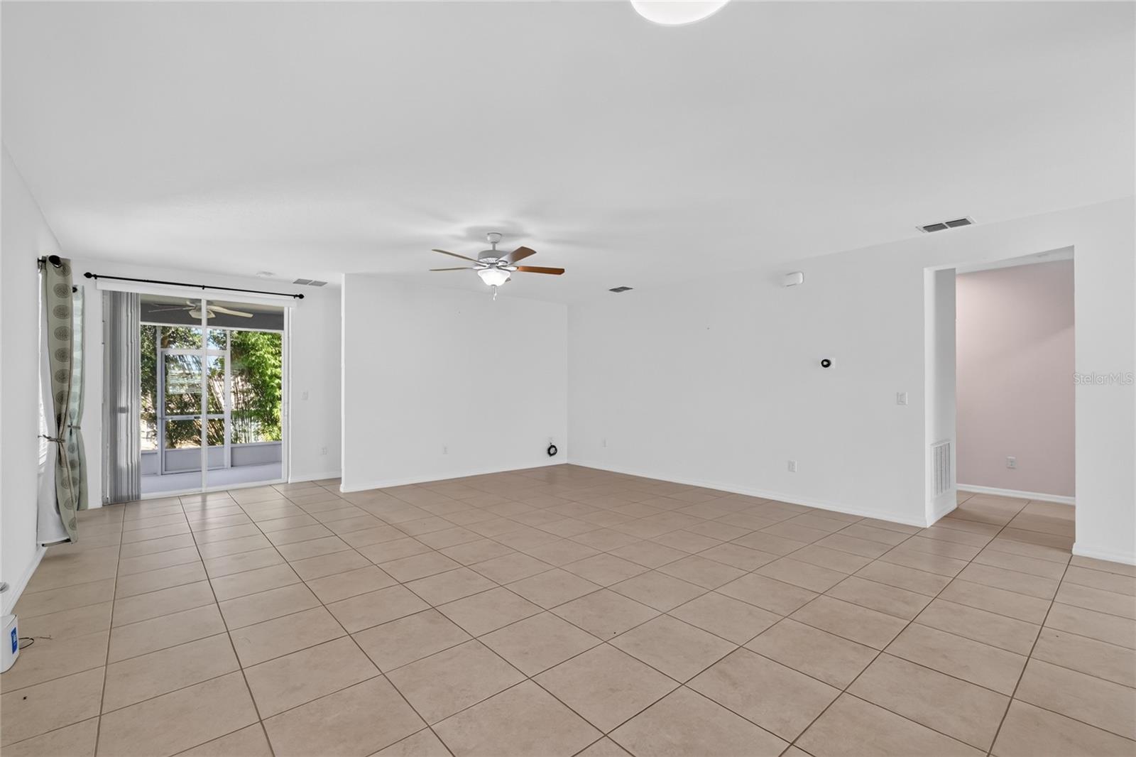 345 Red Kite Dr Property Photo 12