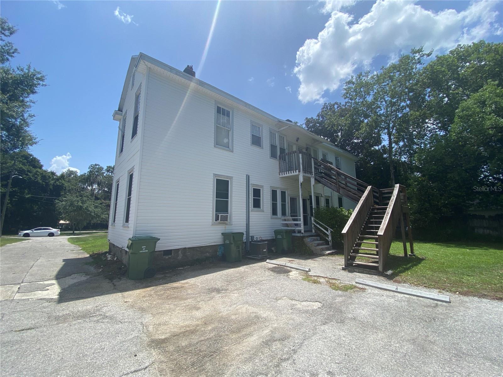 1120 Webster St #4 Property Photo 2