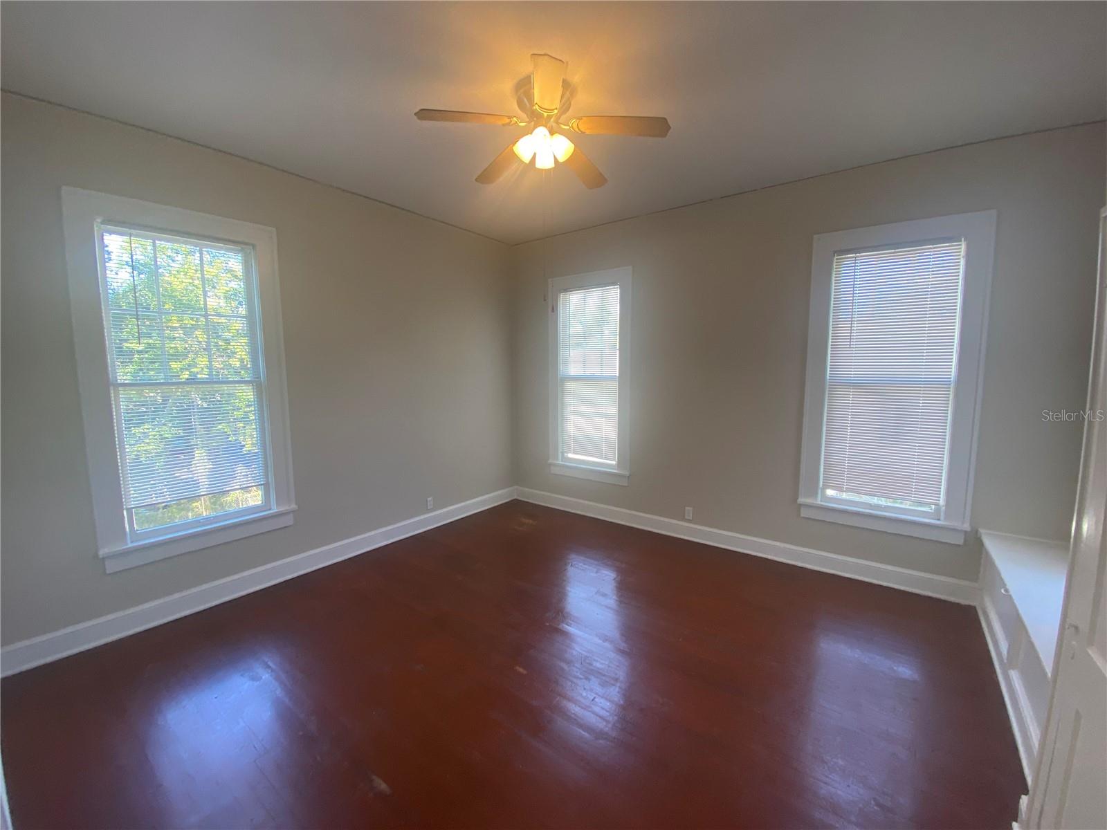 1120 Webster St #4 Property Photo 6