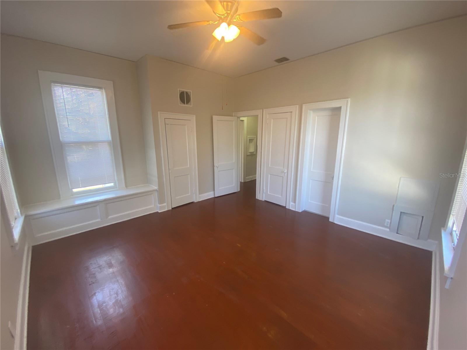 1120 Webster St #4 Property Photo 7