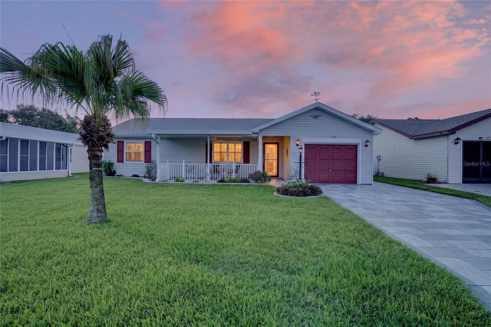 1218 Santos Pl Property Photo 3