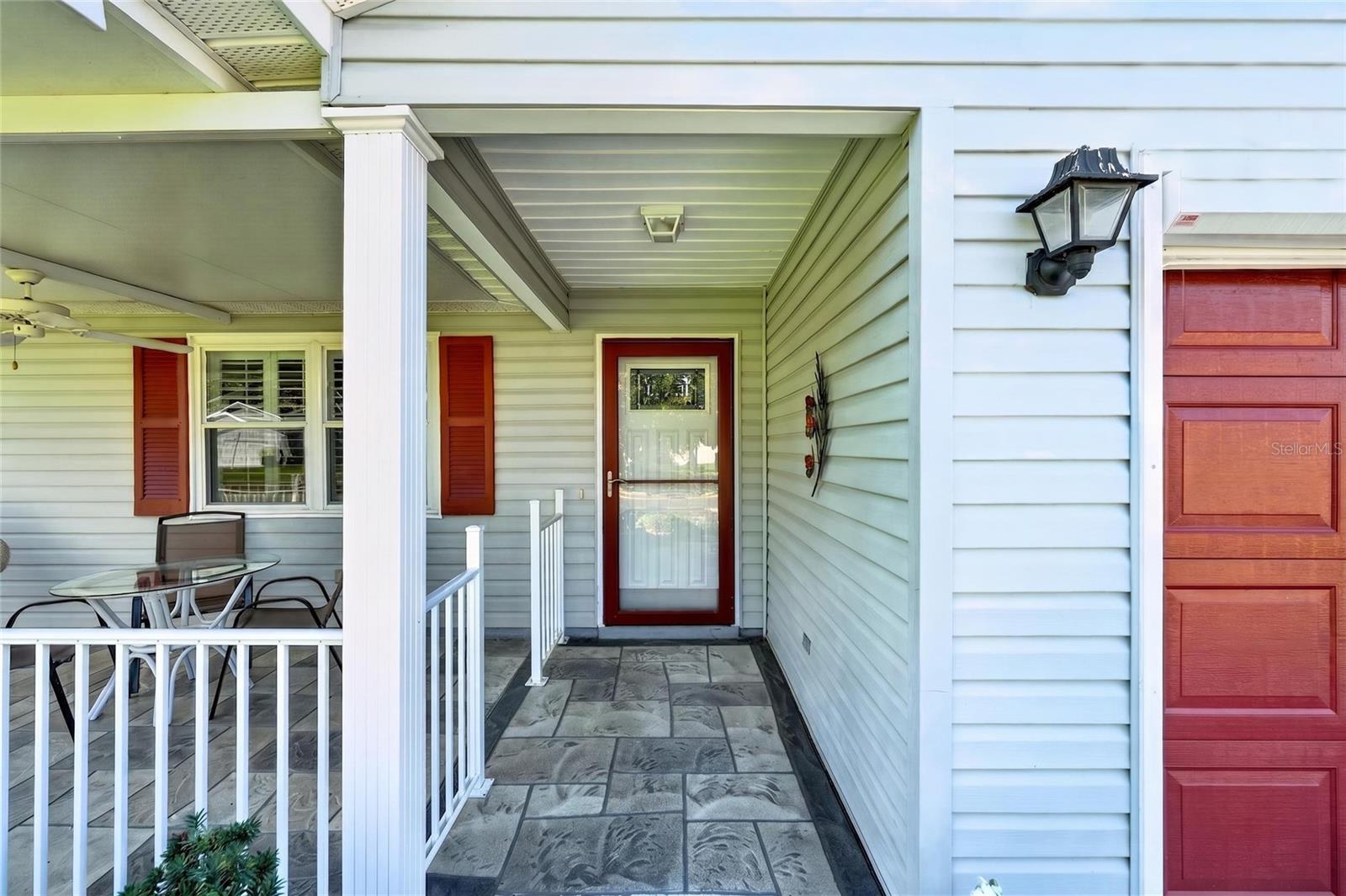 1218 Santos Pl Property Photo 4
