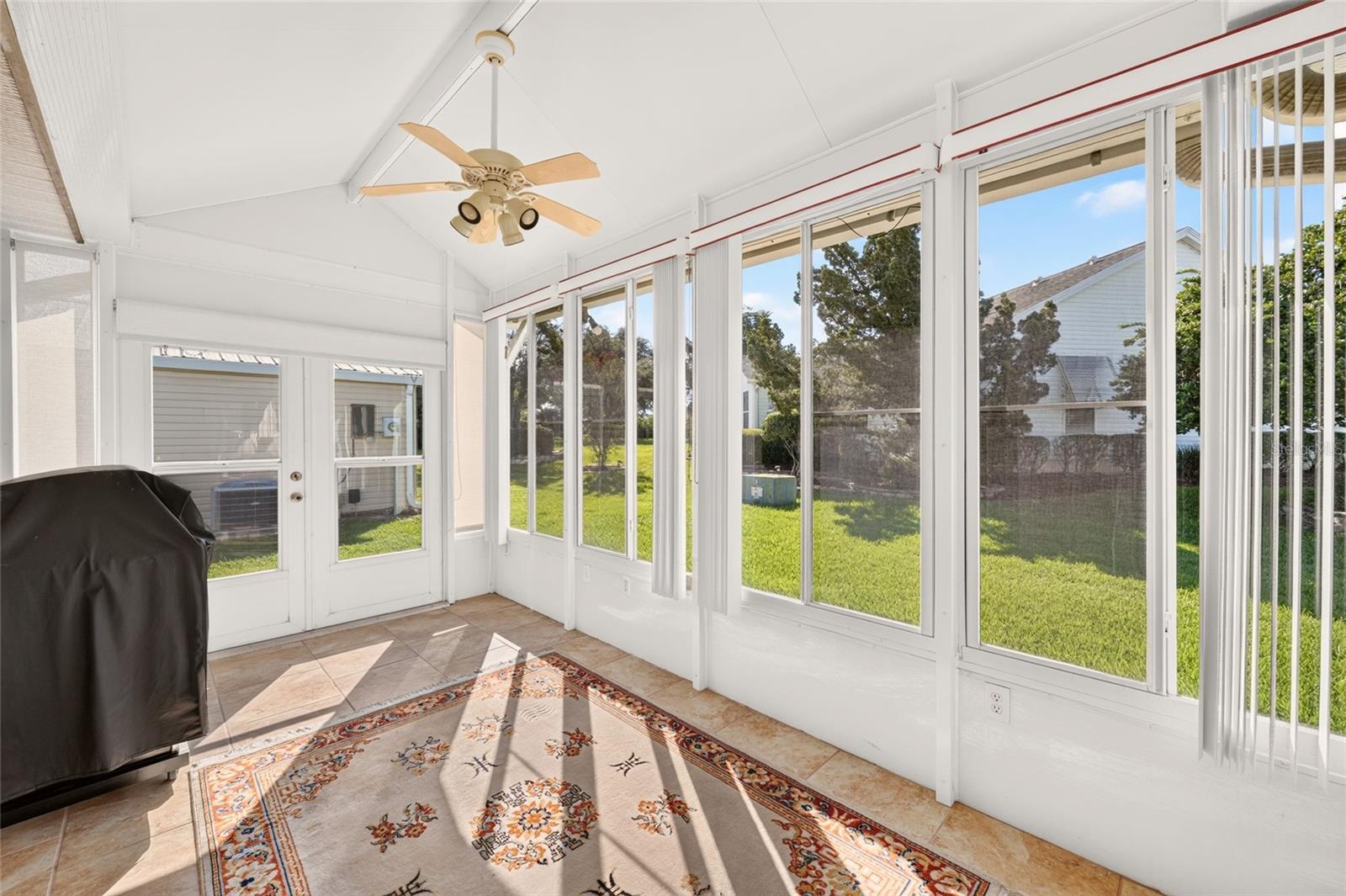 1218 Santos Pl Property Photo 34