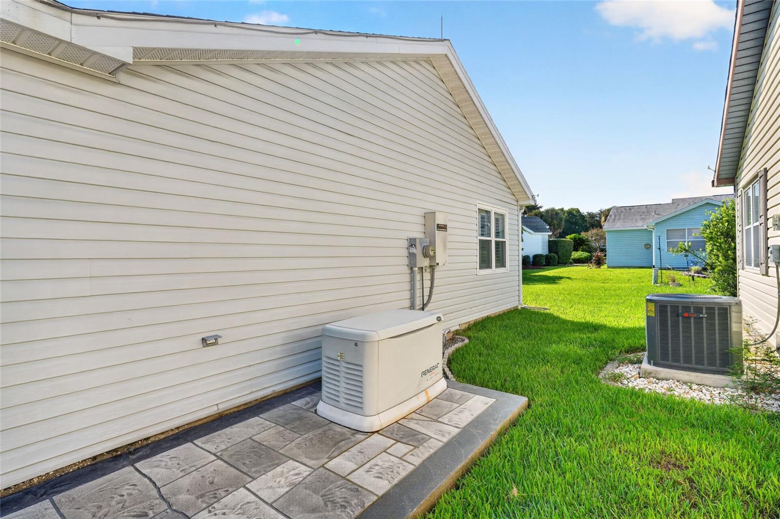 1218 Santos Pl Property Photo 38