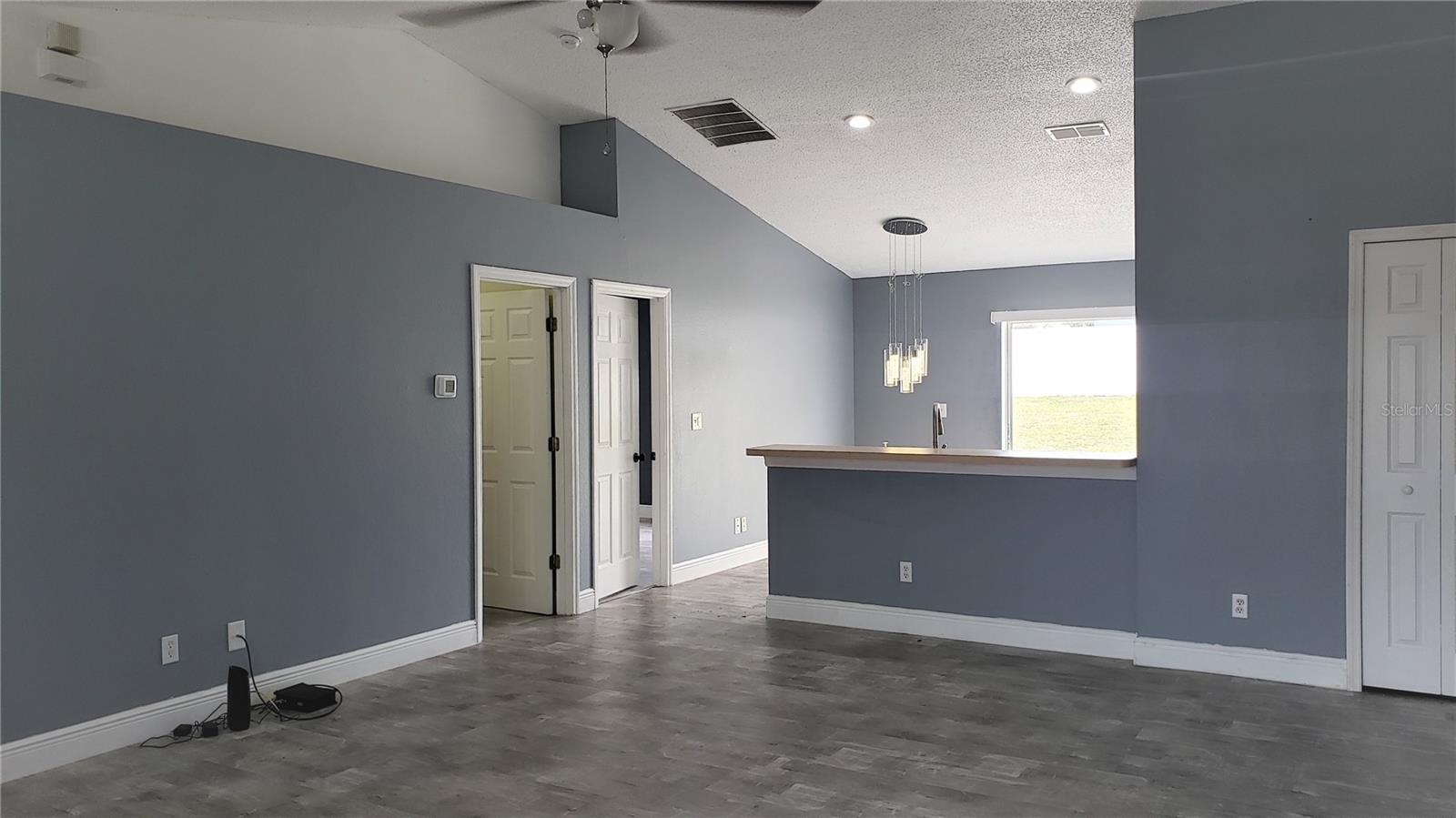 5141 Pine Needle Dr Property Photo 5