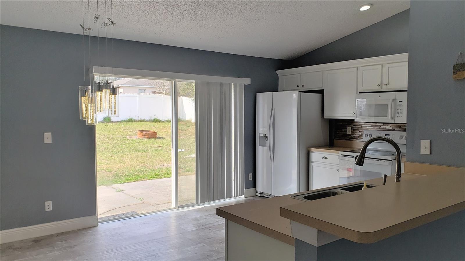 5141 Pine Needle Dr Property Photo 6
