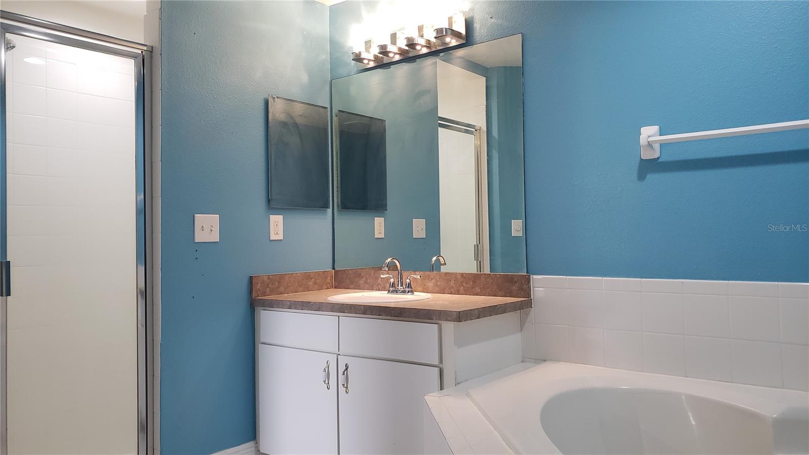 5141 Pine Needle Dr Property Photo 14