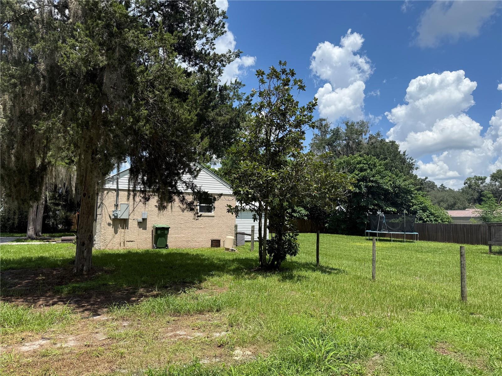937 County Road 481w Property Photo 11
