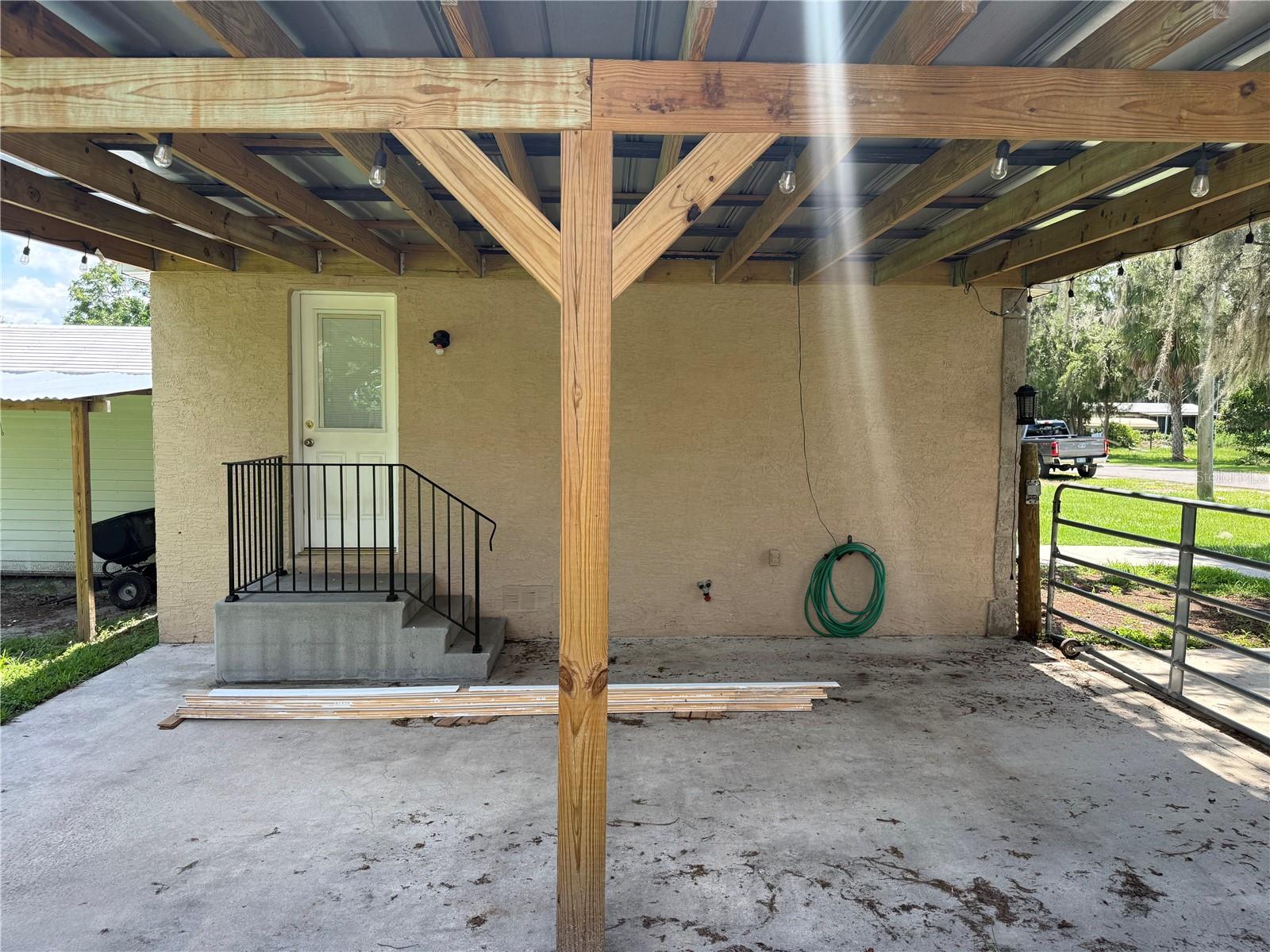 937 County Road 481w Property Photo 13