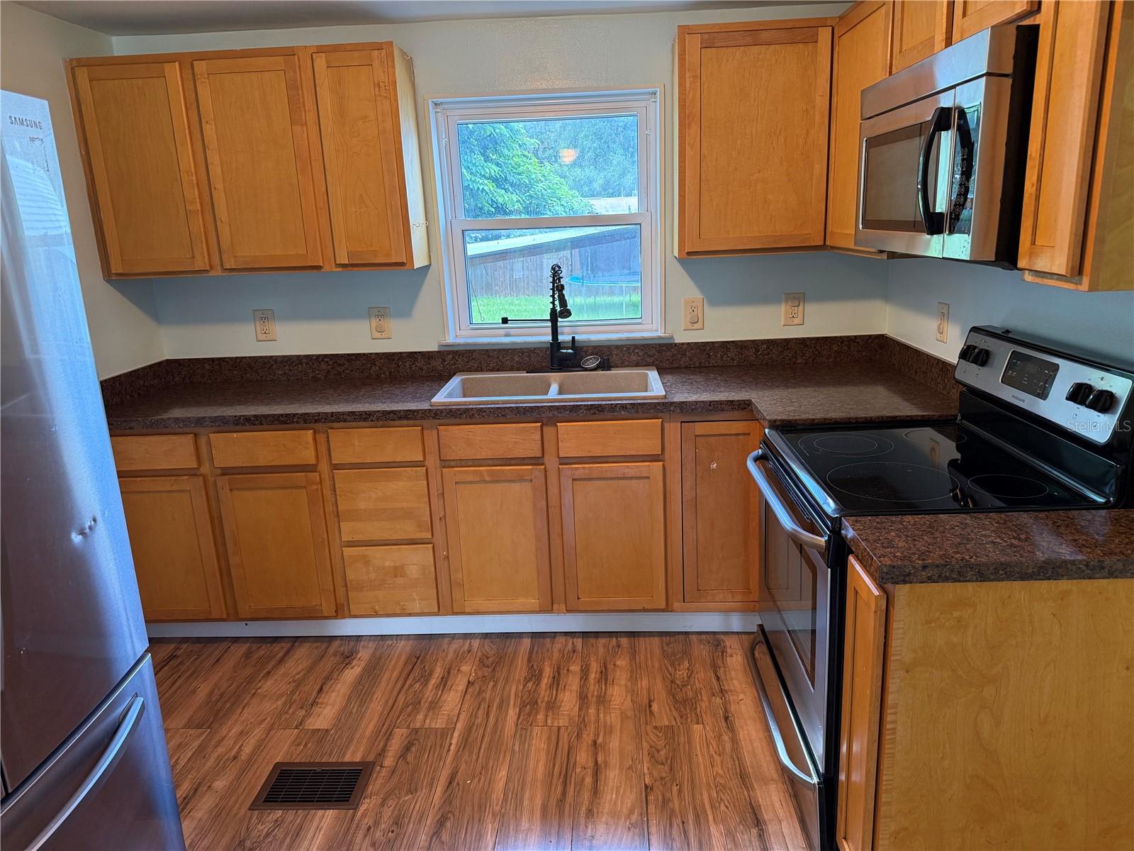 937 County Road 481w Property Photo 36