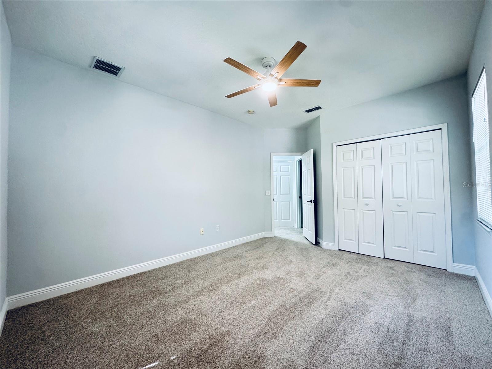 233 Southern Pecan Cir #101 Property Photo 24