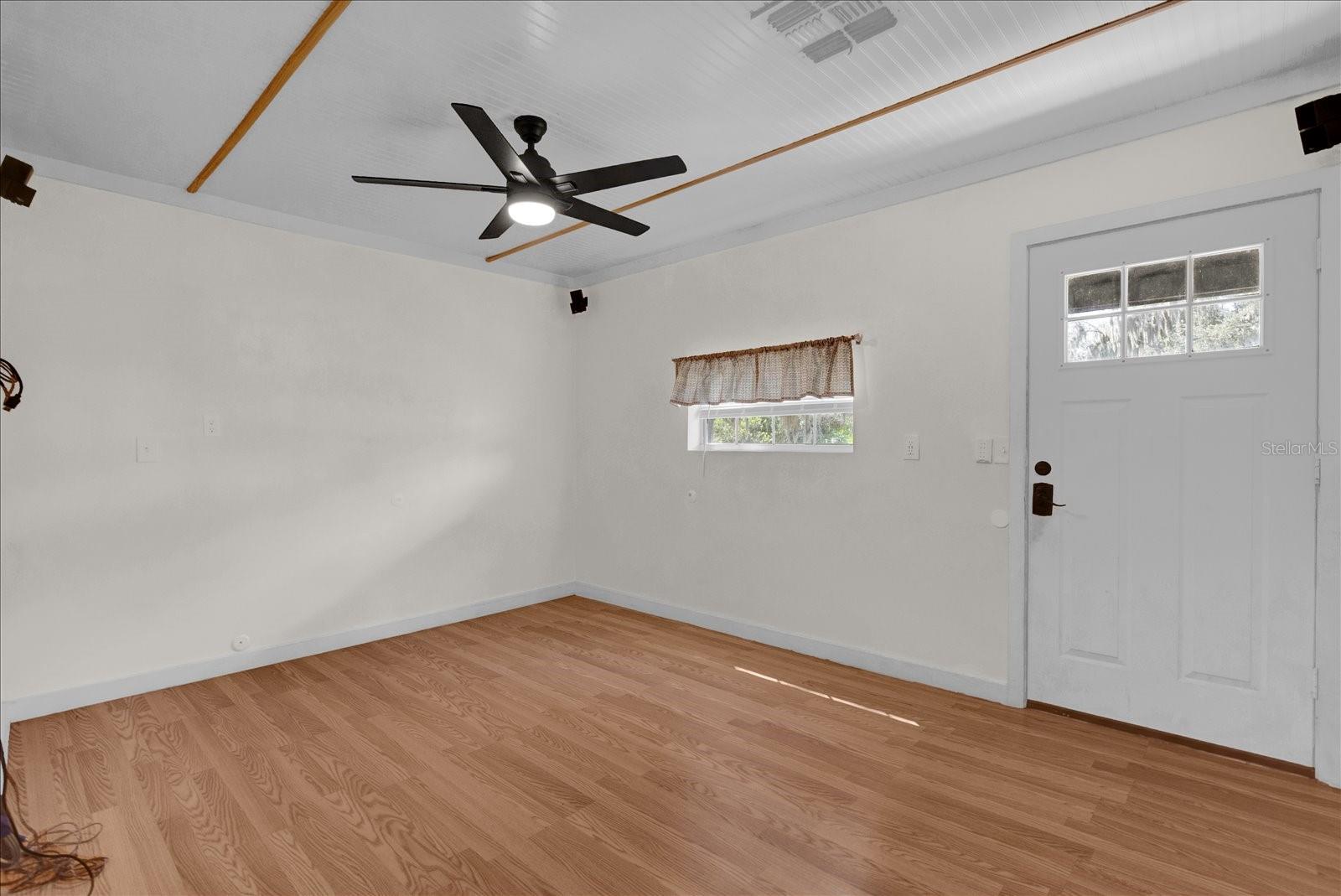 14043 Tennessee Ave Property Photo 7