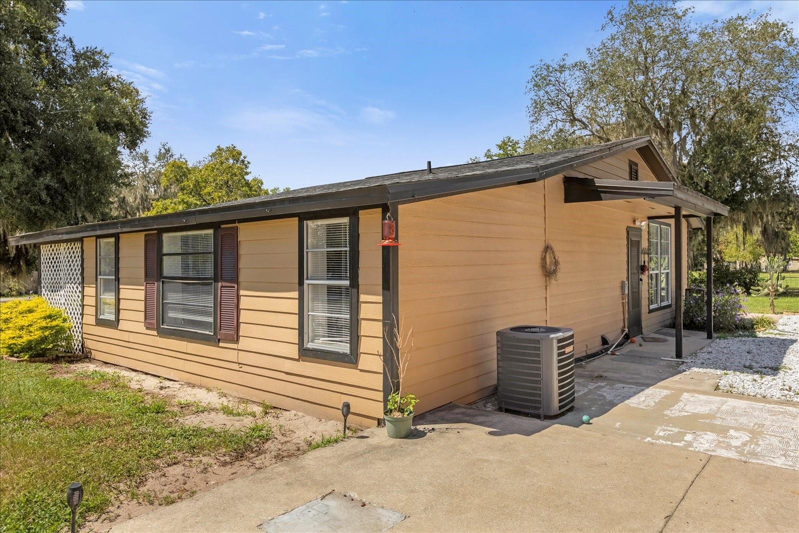 14043 Tennessee Ave Property Photo 24