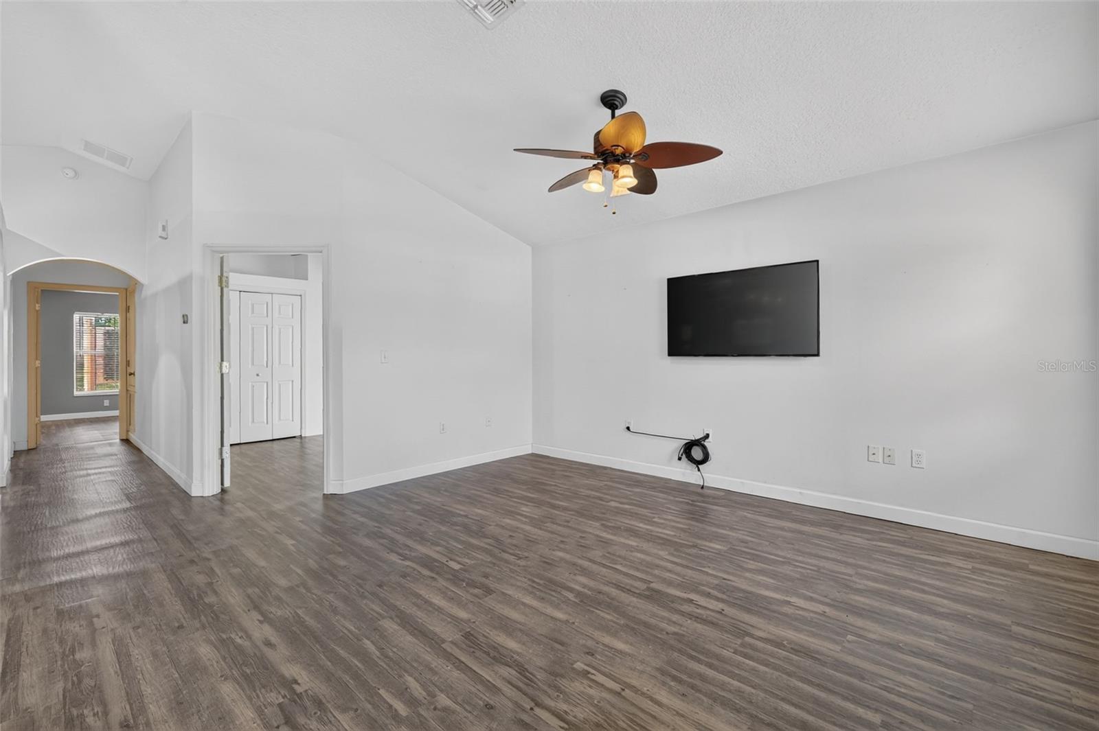 25912 Eufaula Way Property Photo 8