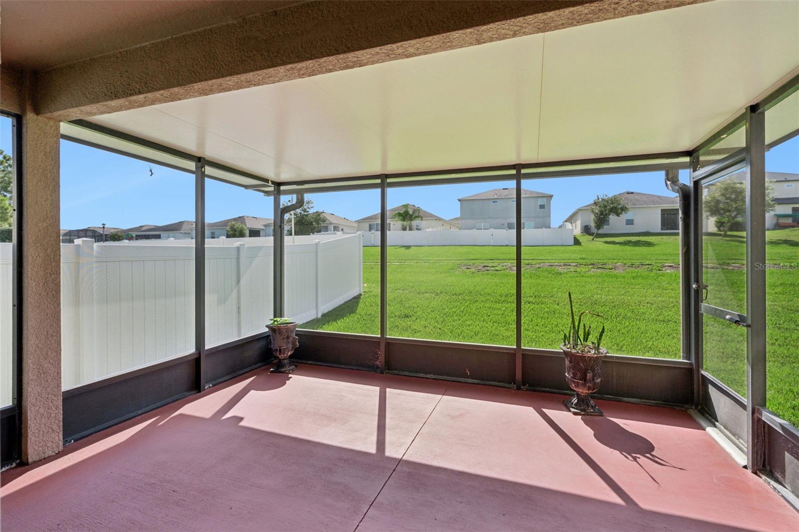 324 Red Kite Dr Property Photo 3