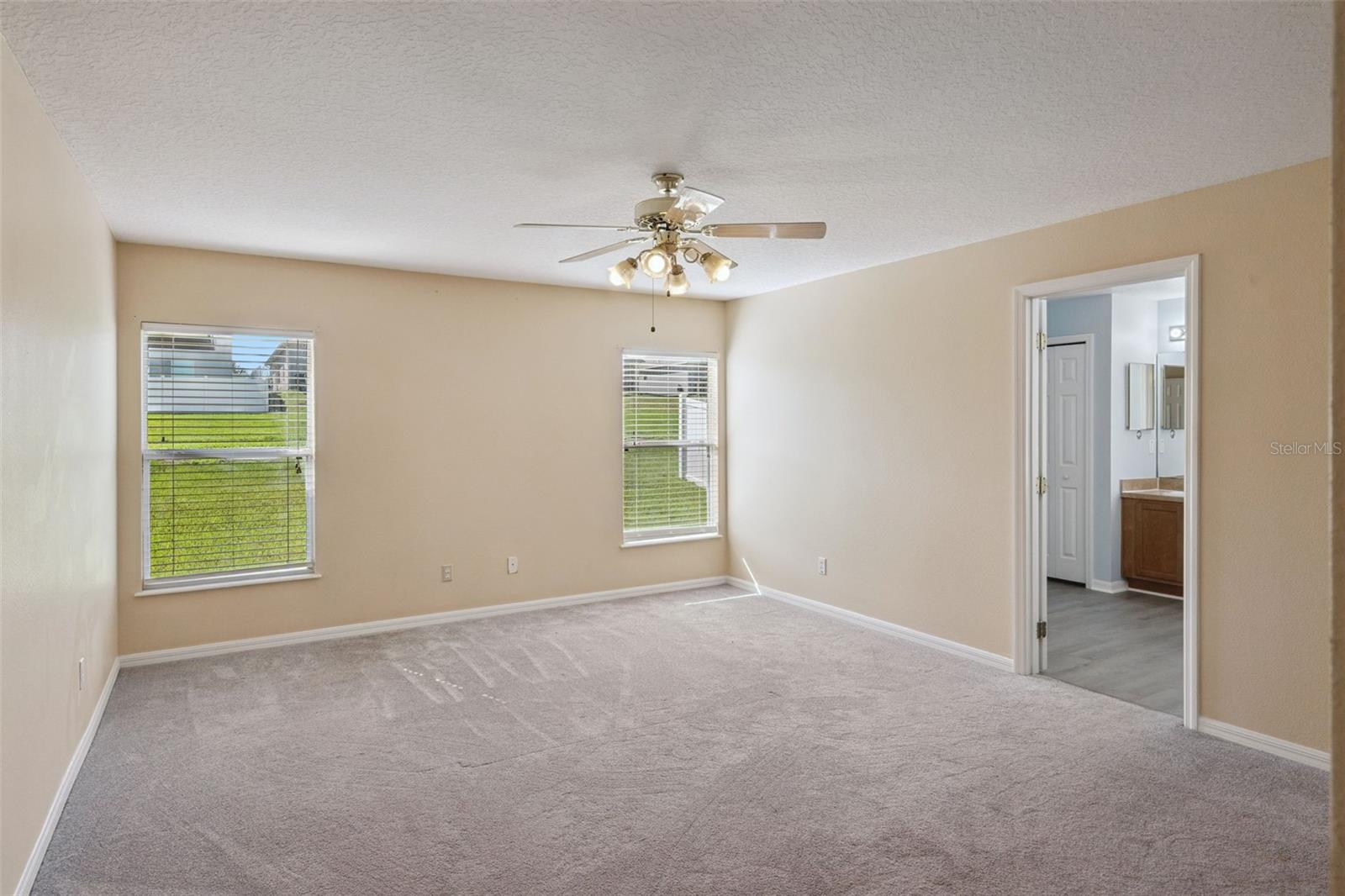 324 Red Kite Dr Property Photo 23