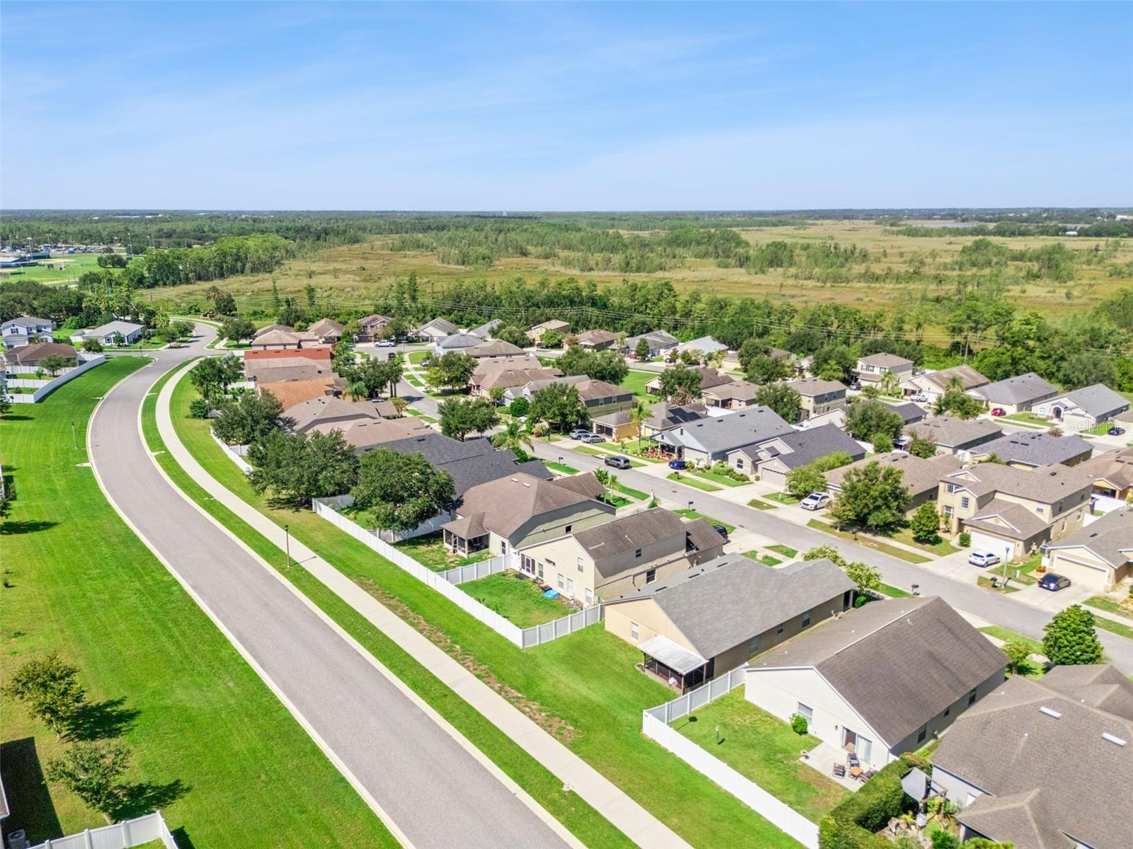 324 Red Kite Dr Property Photo 45