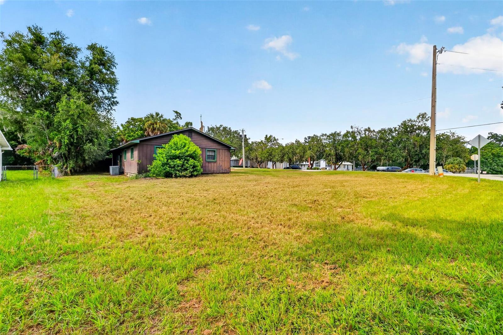 315 S Lone Oak Dr Property Photo 26