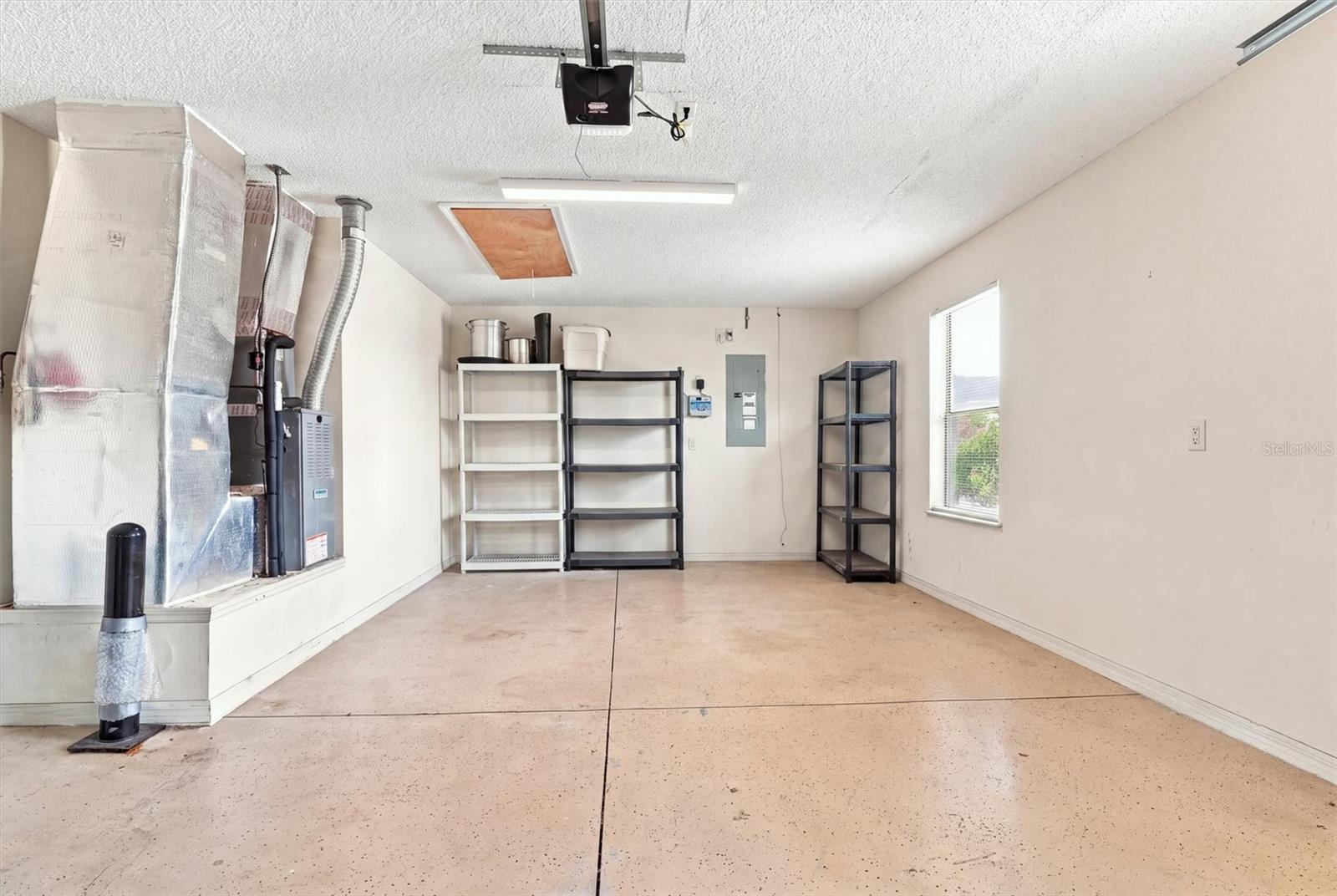 1674 Govan Pl Property Photo 32