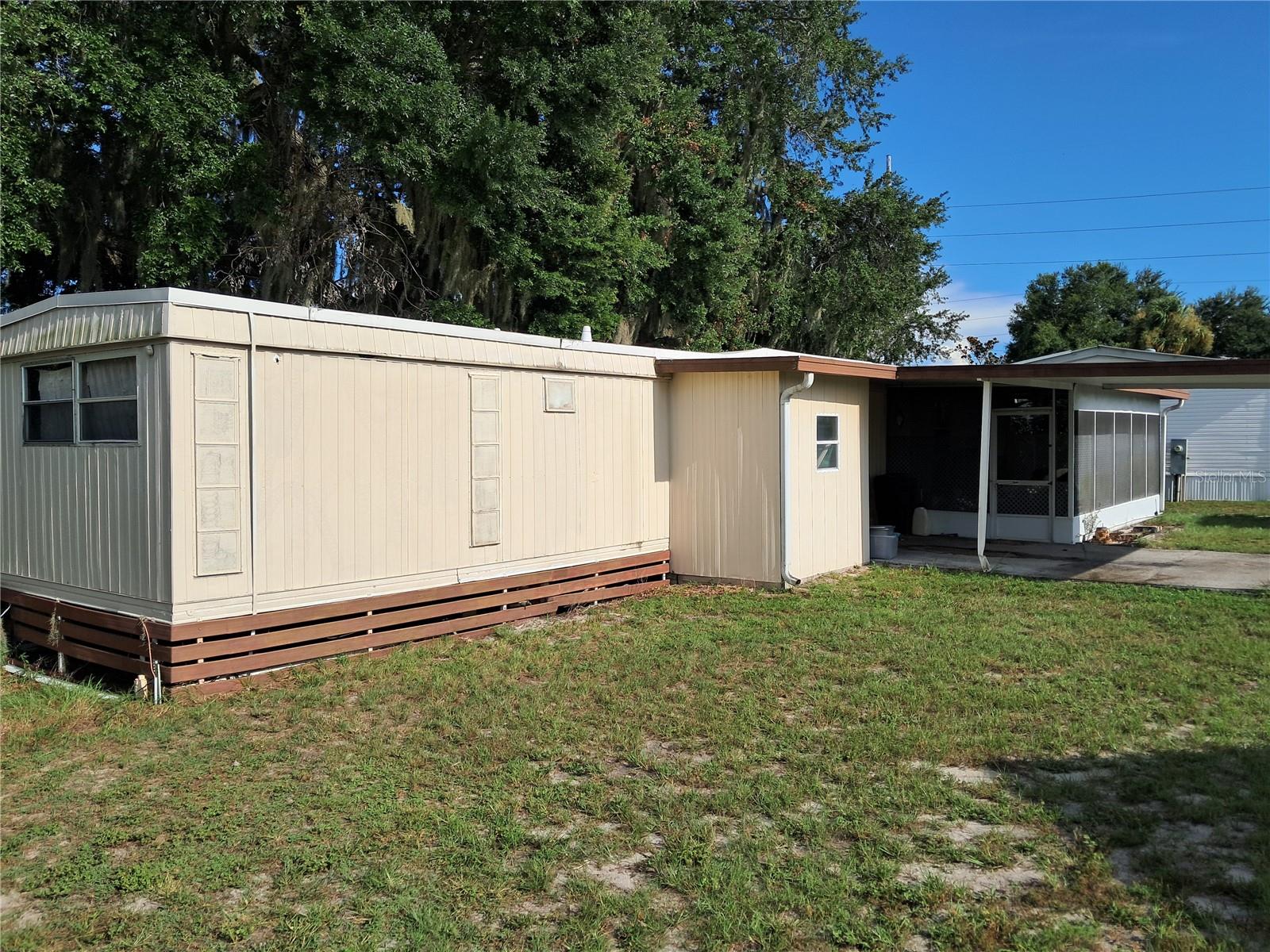 820 Mark Rd Property Photo 1