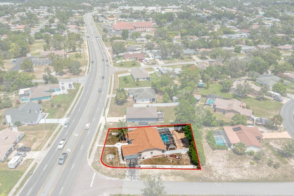 11081 Fell St Property Photo 5