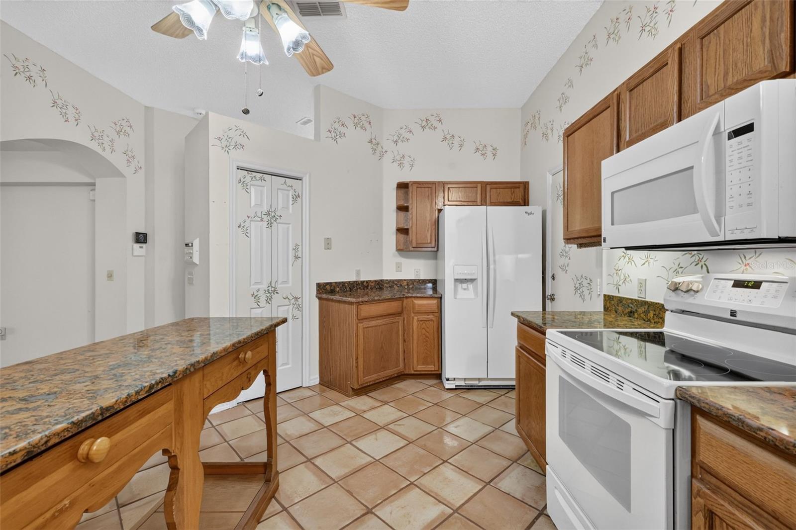 1519 Martinez Dr Property Photo 8
