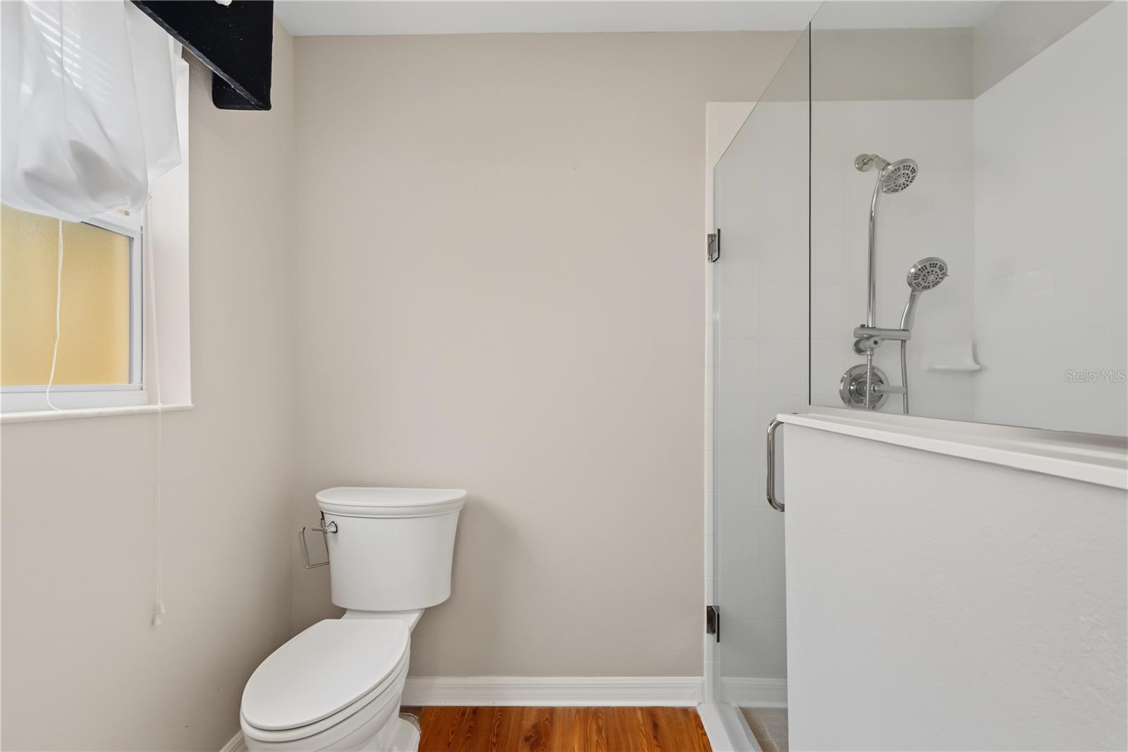 556 Kingston Way Property Photo 17