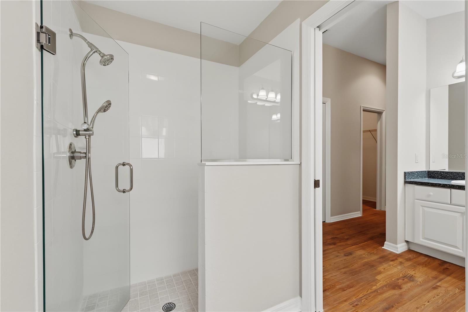 556 Kingston Way Property Photo 18