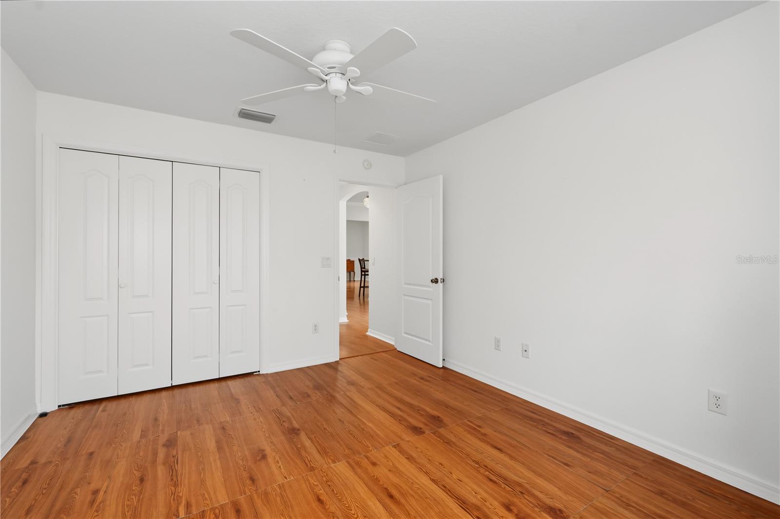 556 Kingston Way Property Photo 22