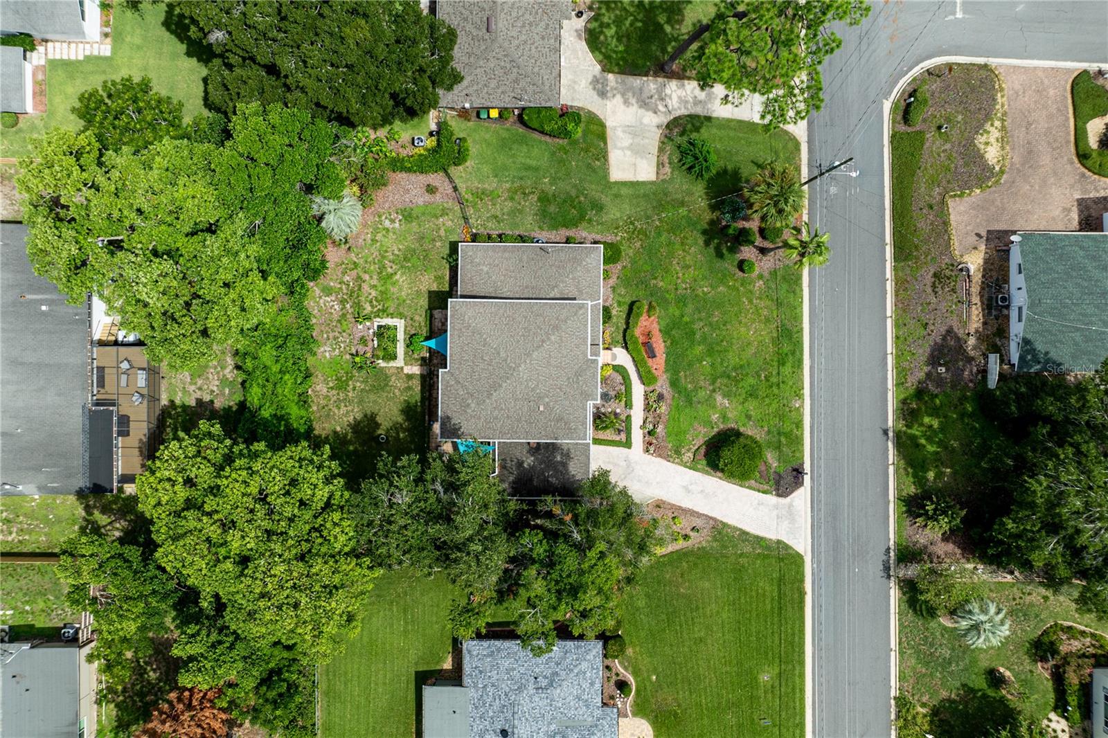 1405 Hilltop Dr Property Photo 5