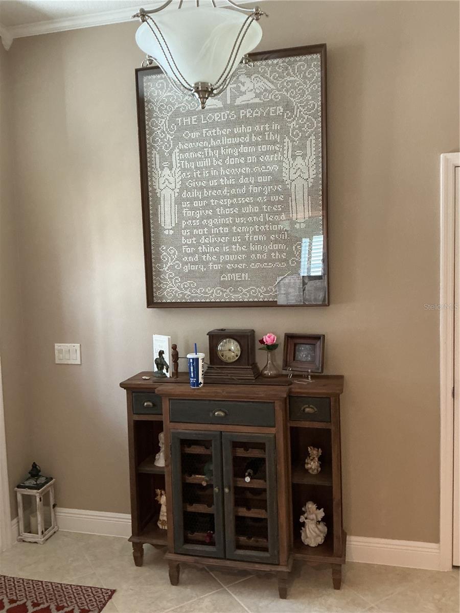 2841 Apache Ct Property Photo 9