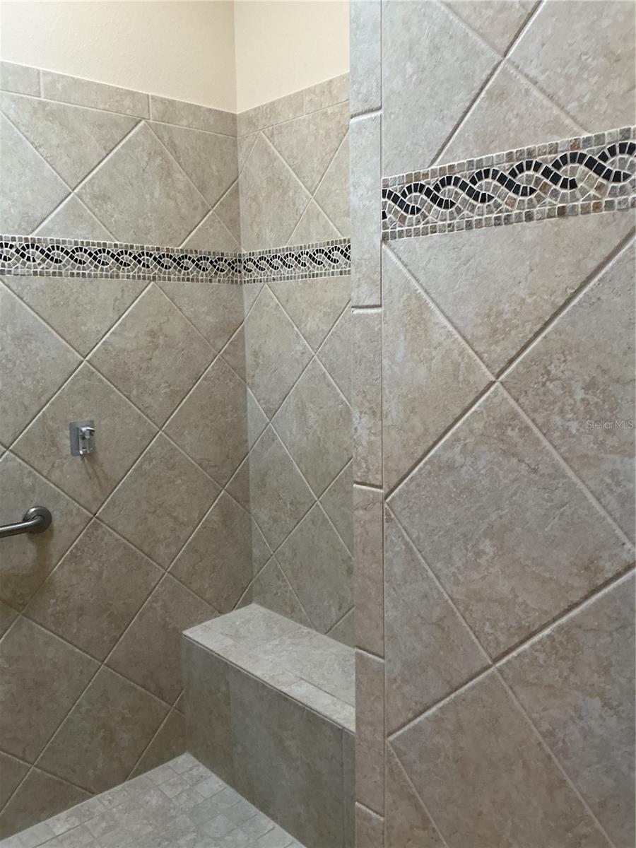 2841 Apache Ct Property Photo 21