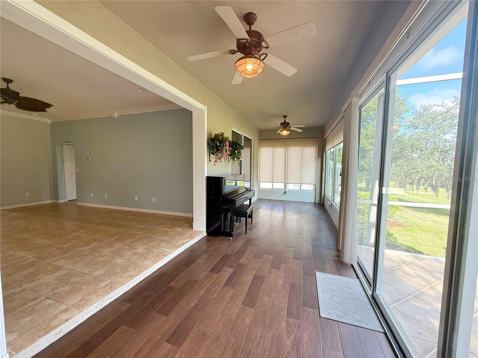 2222 Caxton Ave Property Photo 12