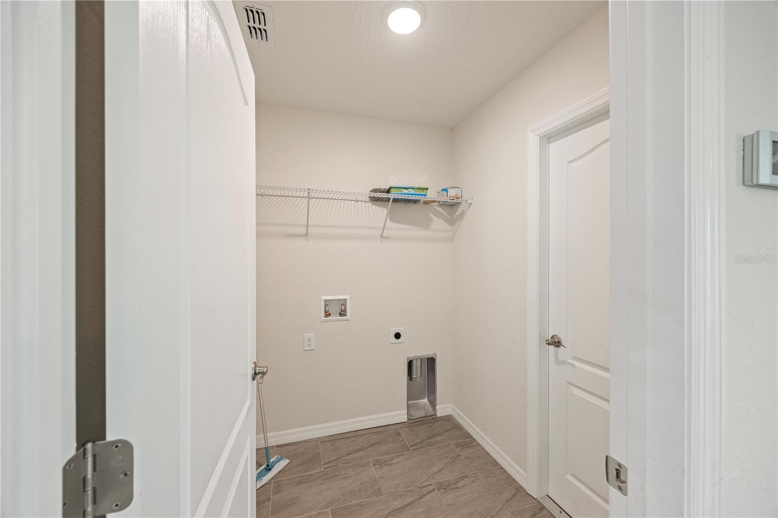 476 Marion Oaks Pass Property Photo 12