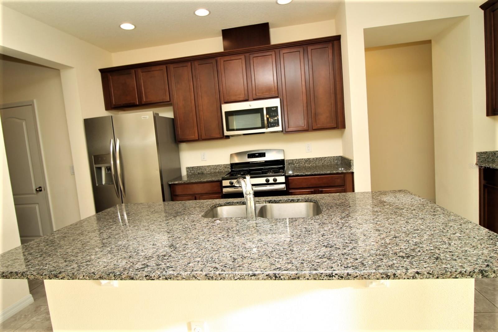 1050 Nathan Ridge Rd Property Photo 4